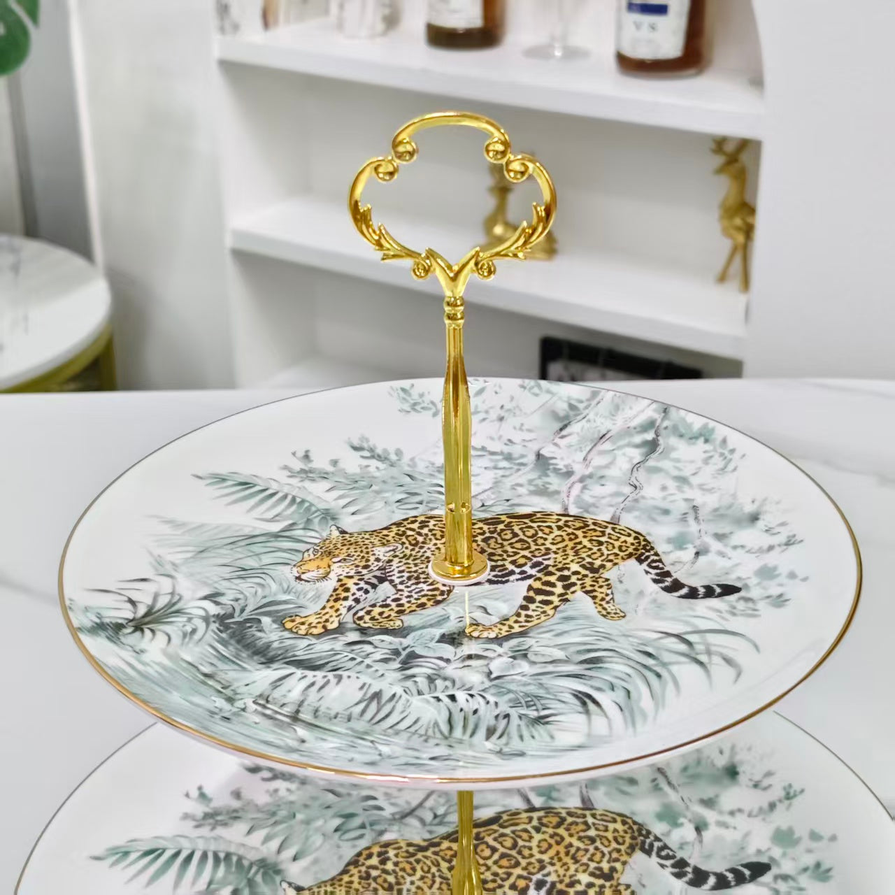 Plates – Leopard Series – Stacked Plates