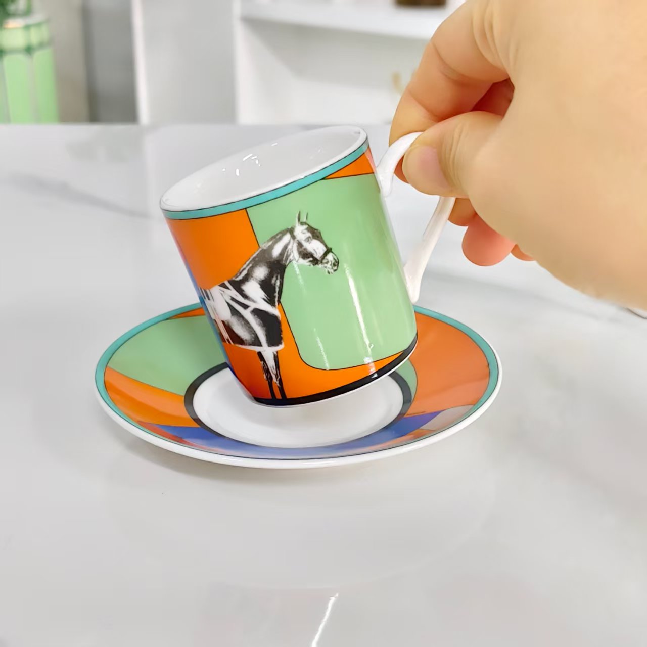 [Galloping Horse Design – Green] – [Set of 6 Cups &amp; Saucers]