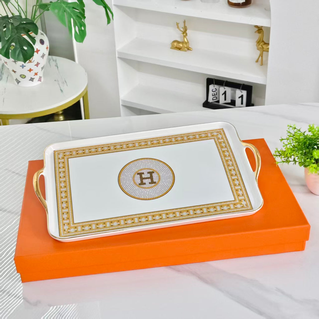 Tray with Gold Handles – [H-Logo]
