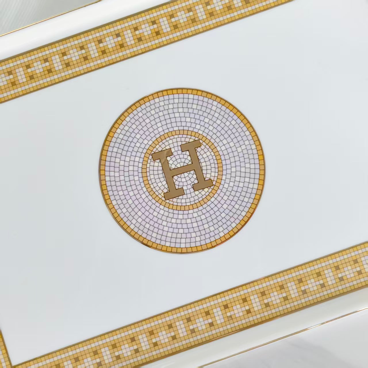 Tray with Gold Handles – [H-Logo]