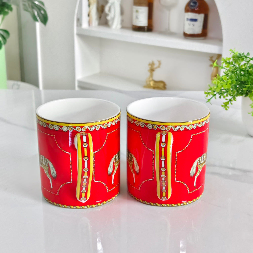 Set doppia tazza "Red-Bottom Horse" – Scatola in pelle
