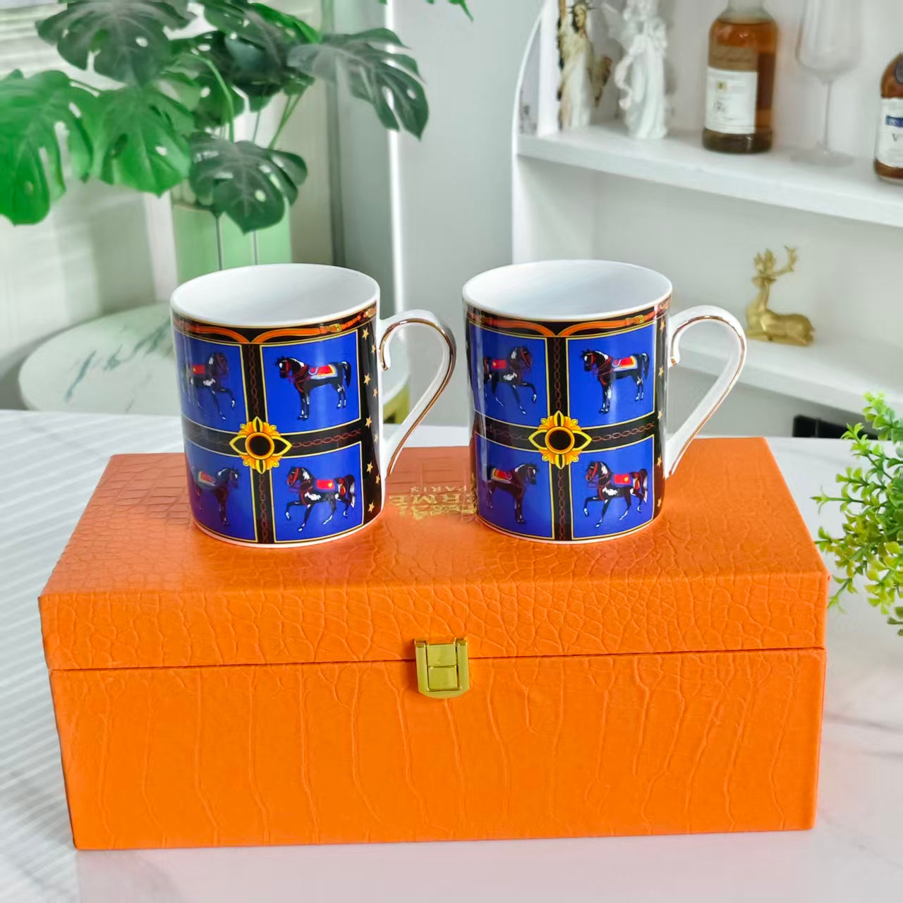 "Starry Glow" Double Mug Set – Leather Box