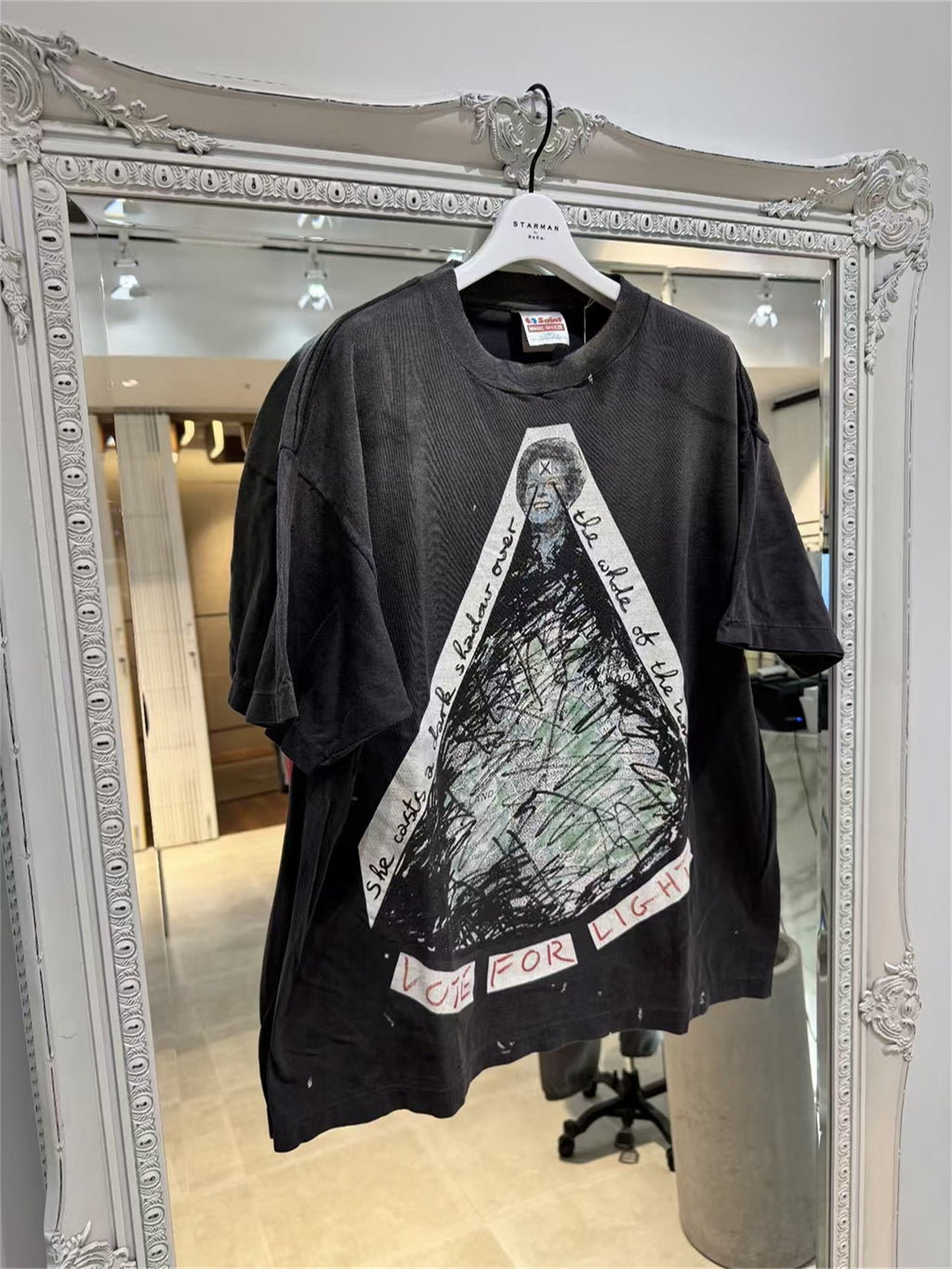 MSAINTM Portrait-Print Washed & Distressed Vintage-Style Tubular T-Shirt