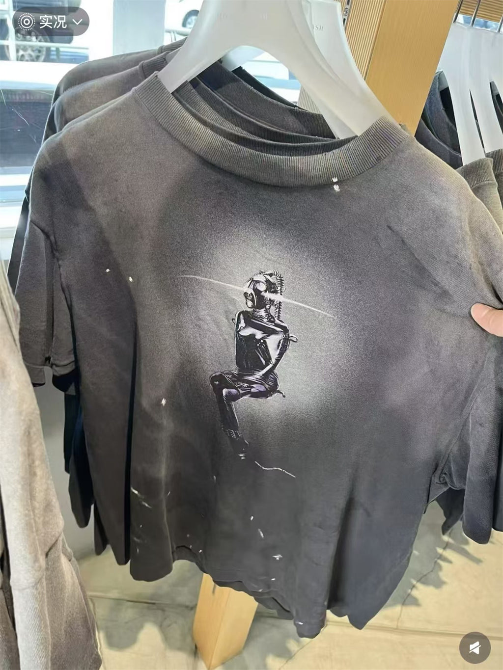 SAINT X hajime Collaboration Washed, distressed tubular T-shirt