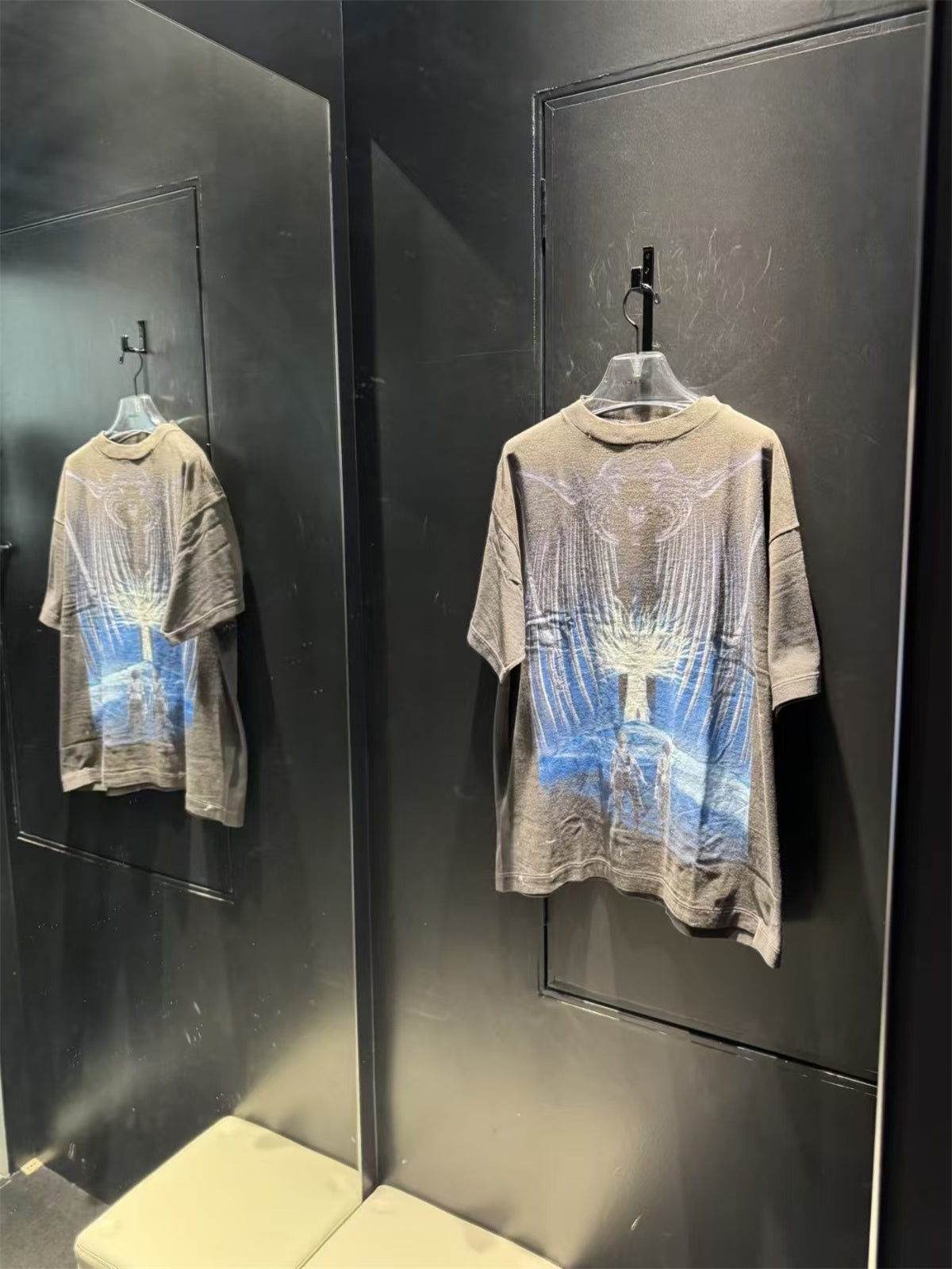 MSAINTM anime character. Tubular-knit T-shirt featuring a large-scale Conley-style print and a washed, distressed finish.