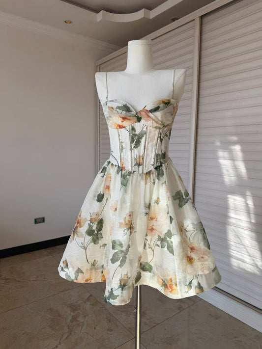 Kleider aus der Resort-Kollektion des australischen Designers