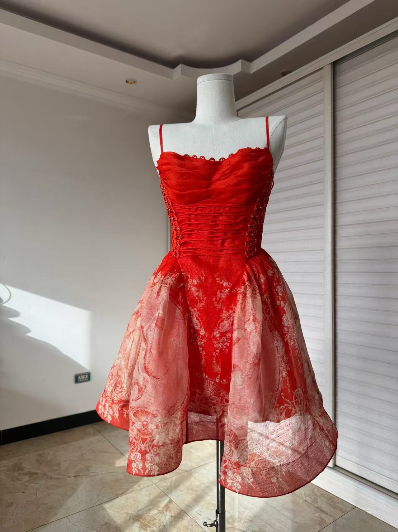 Resort-Kollektion Kleider der australischen Designerin