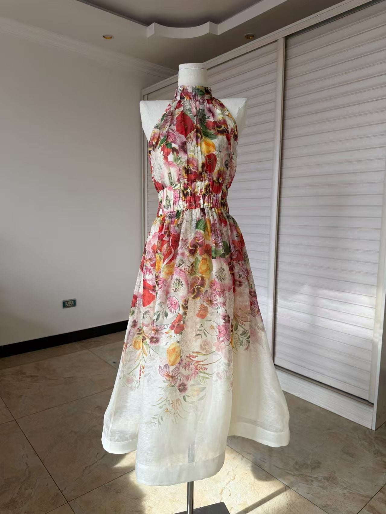 Resortkollektion-Kleider einer australischen Designerin