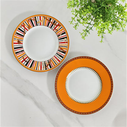 Tassen- und Untertassenset – orangefarbenes geometrisches Pferd (2er-Set)