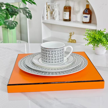 New Arrival – 4-Piece Cup &amp; Plate Set – "Grey Horse-Drawn Carriage" Design