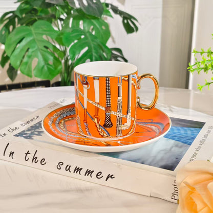 Neu eingetroffen: „Orange Scepter“ – 15-teiliges Kaffeeservice