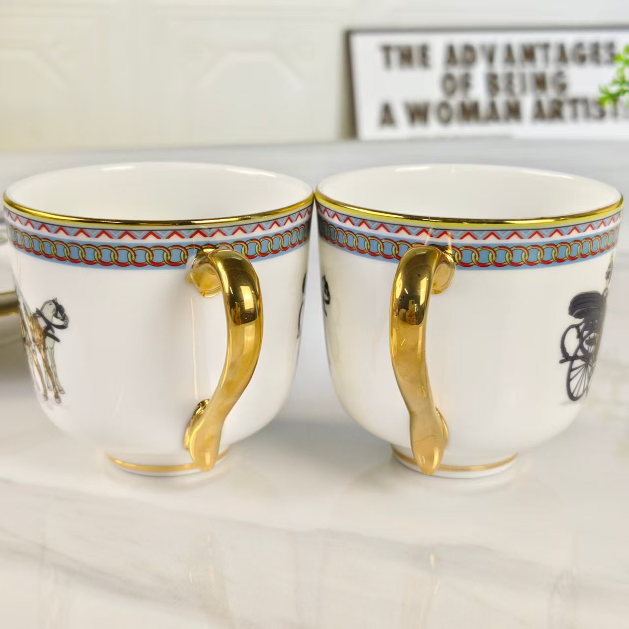 Nuovo Arrivo – "Noble Lady" – Set Tazza e Piattino (Coppia)
