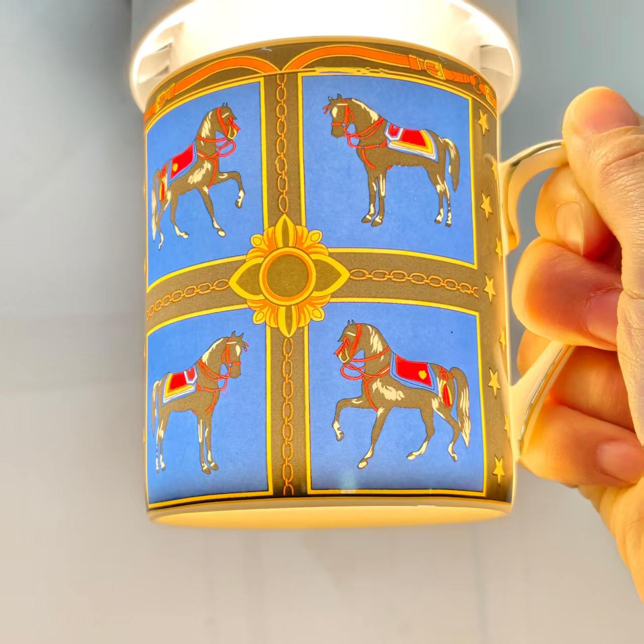 Neues Produkt – "Galloping on the Breeze" – Tasse