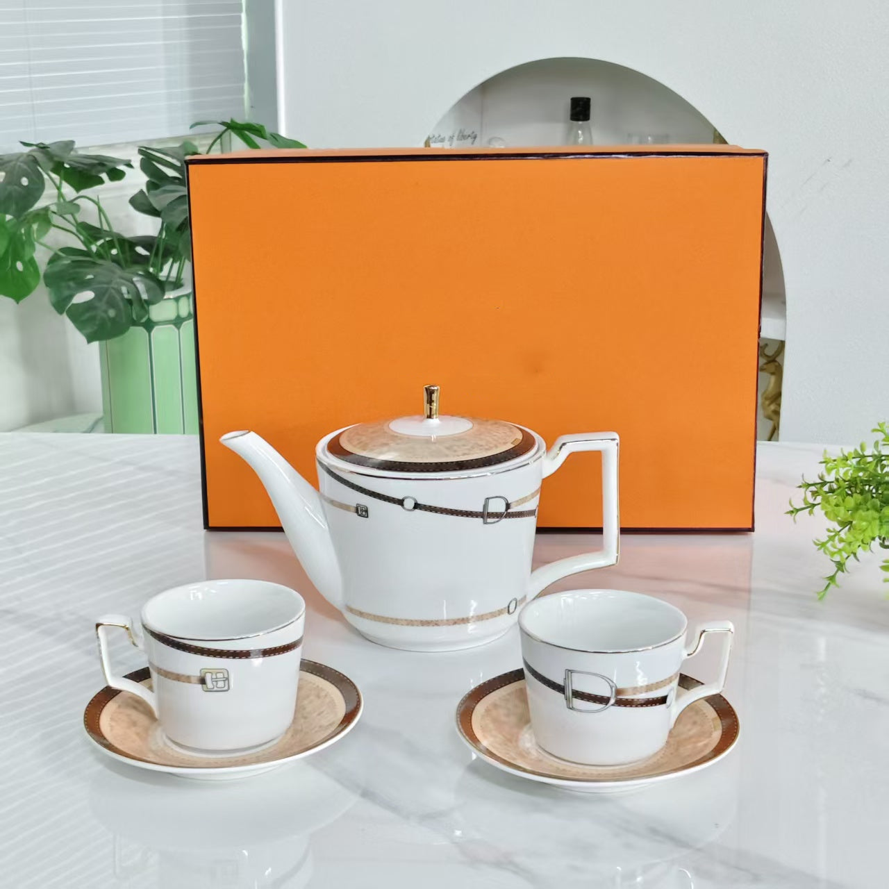 Neu eingetroffen: [Sockel gelbes Pferd] – 15-teiliges Kaffeeservice
