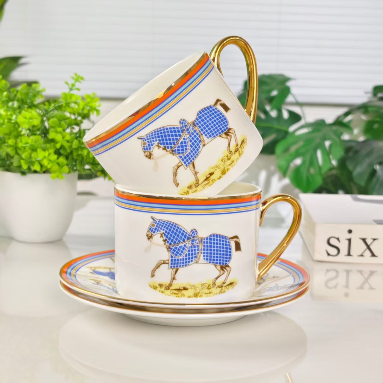 Neu eingetroffen: [Sockel gelbes Pferd] – 15-teiliges Kaffeeservice