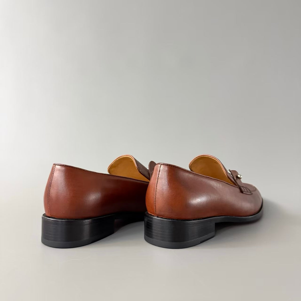CL 【Red Sole】Textured & Woven Calfskin Loafers – Round-toe, slip-on – Men's – Brown.