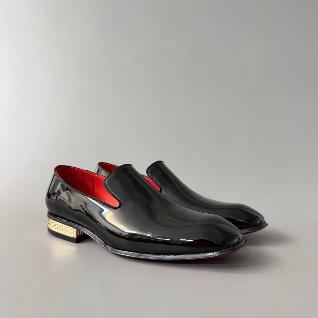 CL 【Red Sole】Men's Black Leather Loafers – Round-Toe, Slip-On, Comfortable & Sophisticated.