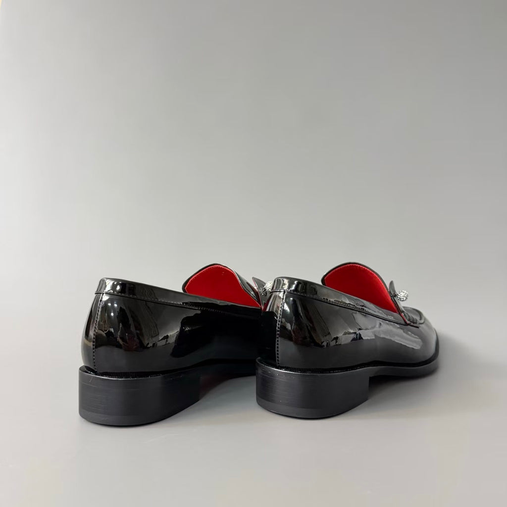CL 【Red Sole】Men's Black Leather Loafers – Round-Toe, Slip-On, Comfortable & Sophisticated.