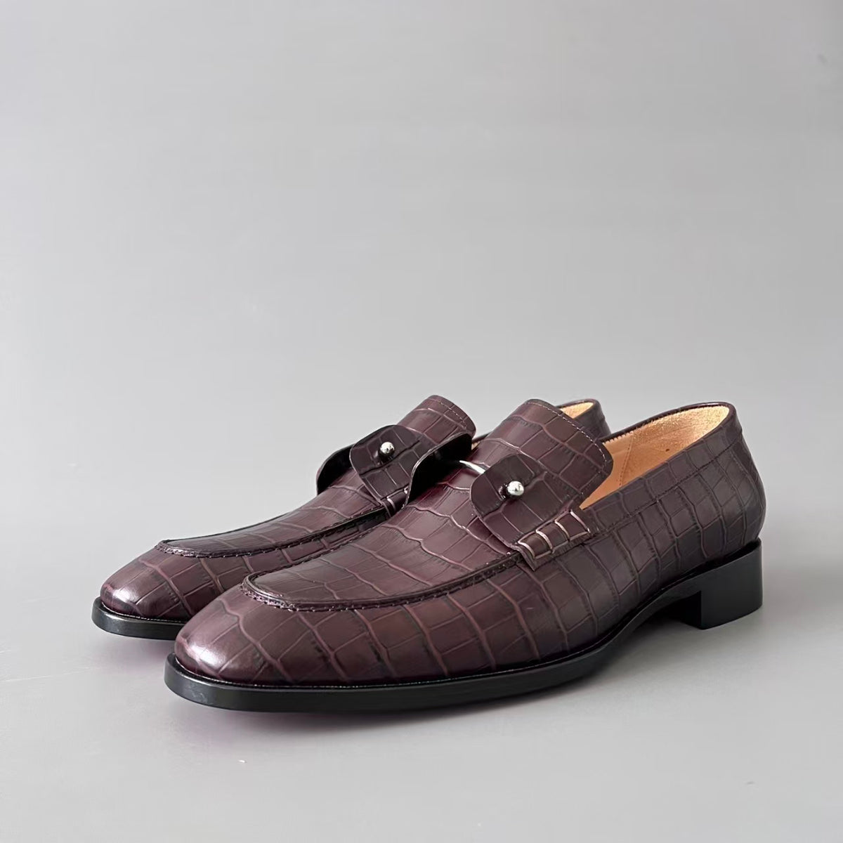 CL 【Red Sole】Men's Loafers – Dark Brown. Round-toe, slip-on style offering comfort and sophistication.
