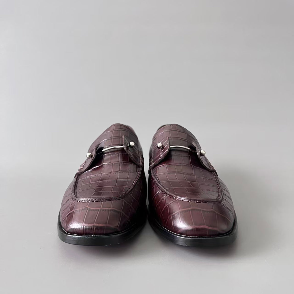 CL 【Red Sole】Men's Loafers – Dark Brown. Round-toe, slip-on style offering comfort and sophistication.