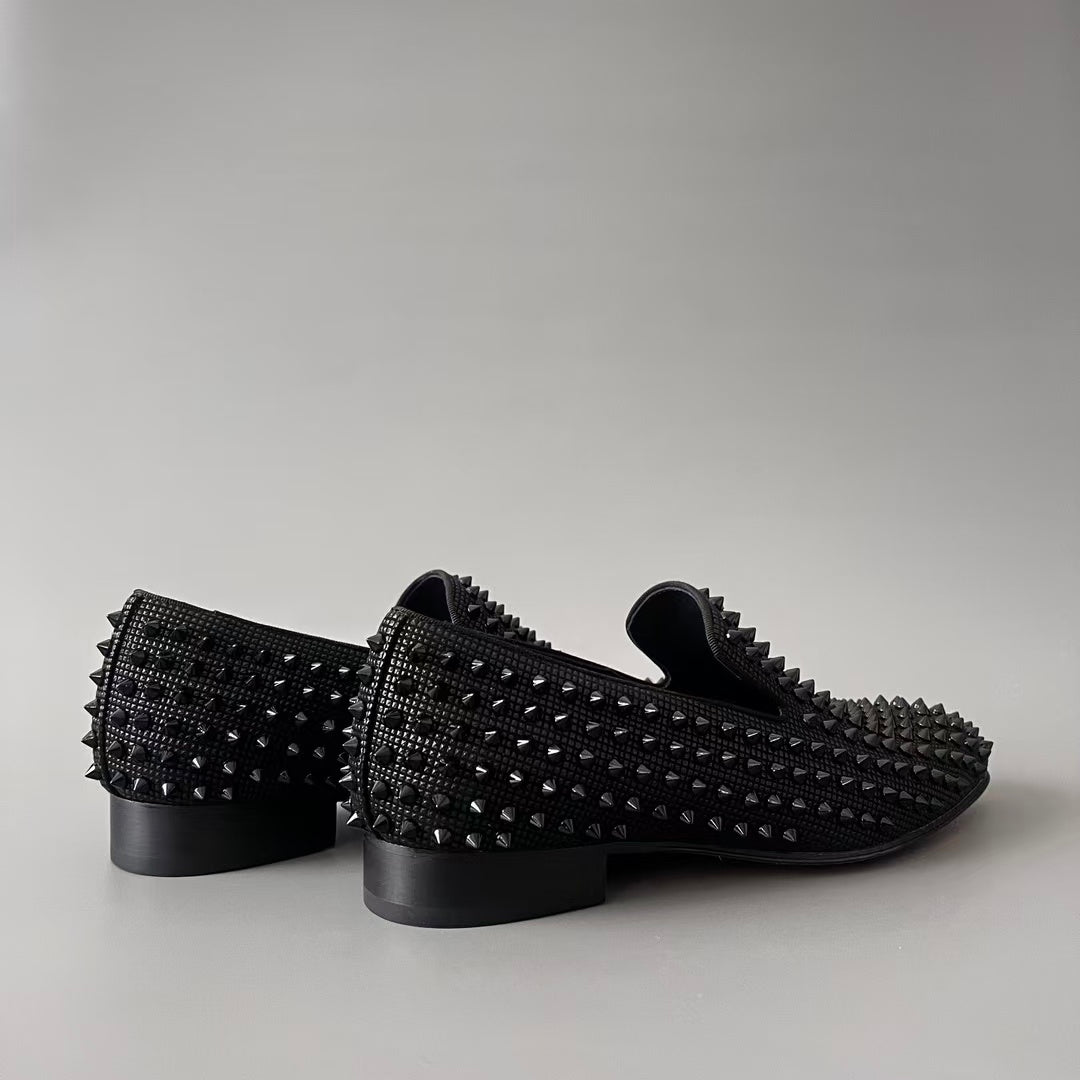 CL 【Red Sole】Stylish Men's Casual Black Studded Slip-ons.