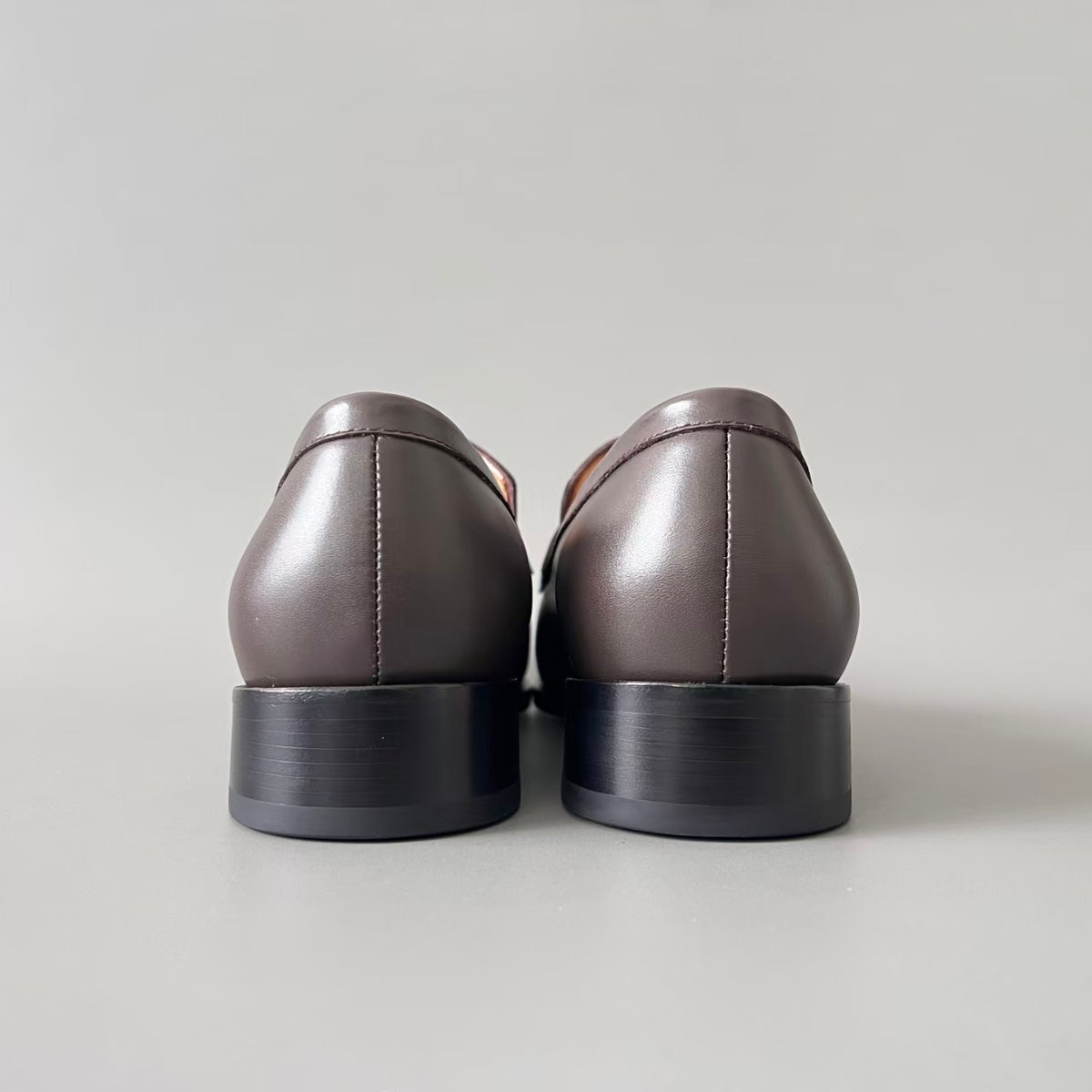 CL 【Red Sole】Men's Leather Loafers – Round-Toe, Slip-On, Comfortable & Sophisticated – Dark Brown