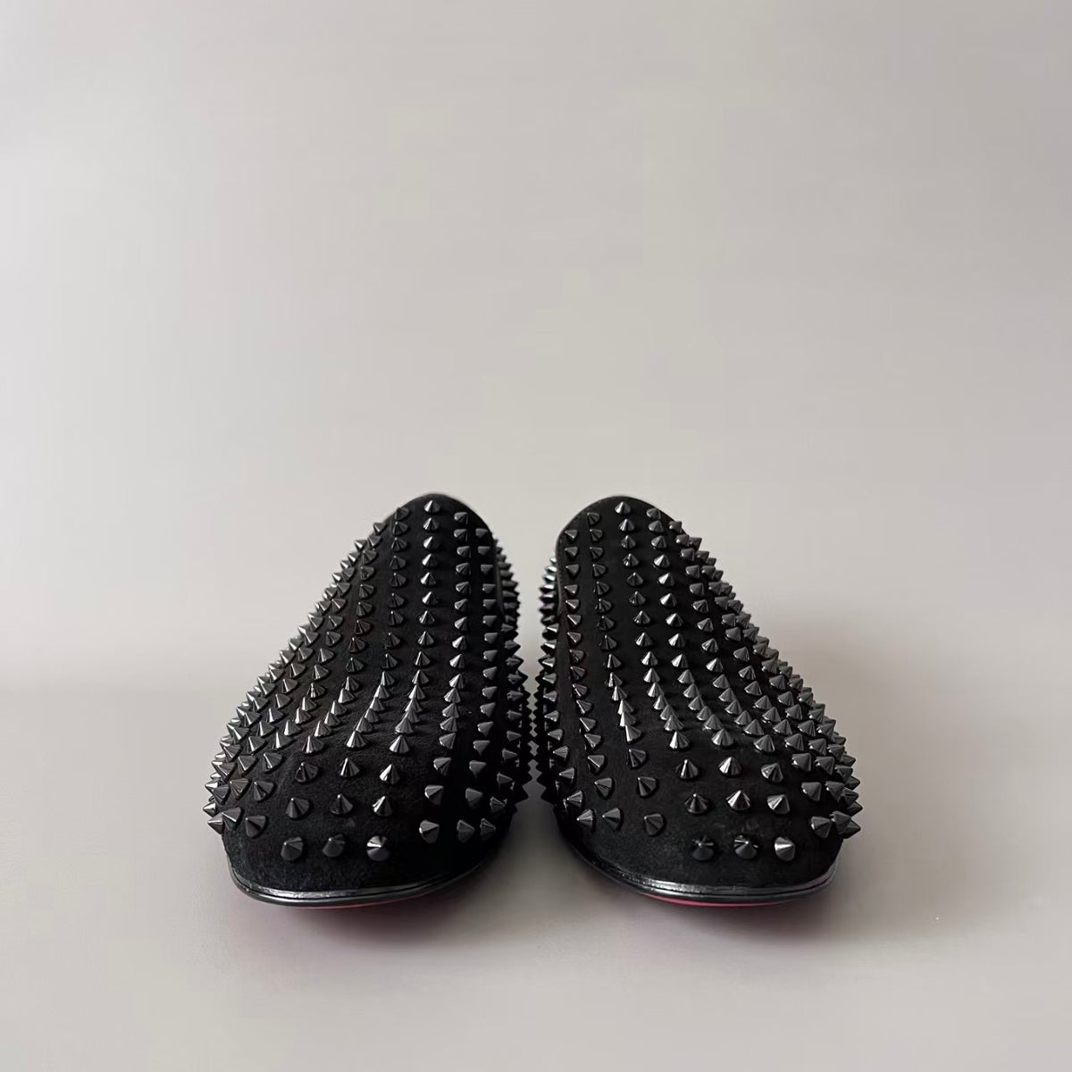 CL 【Red Sole】Stylish men's black slip-on casual shoes with studs.