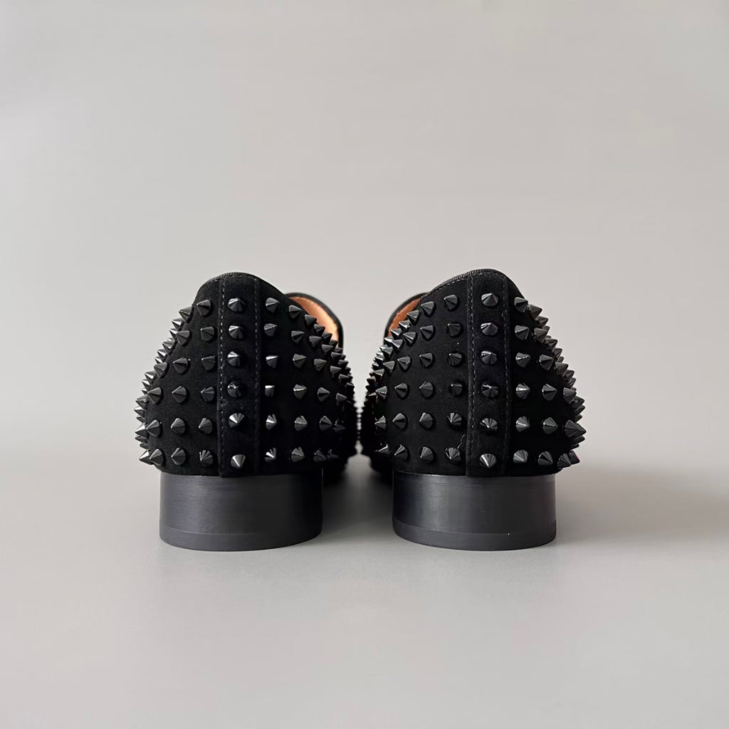 CL 【Red Sole】Stylish men's black slip-on casual shoes with studs.