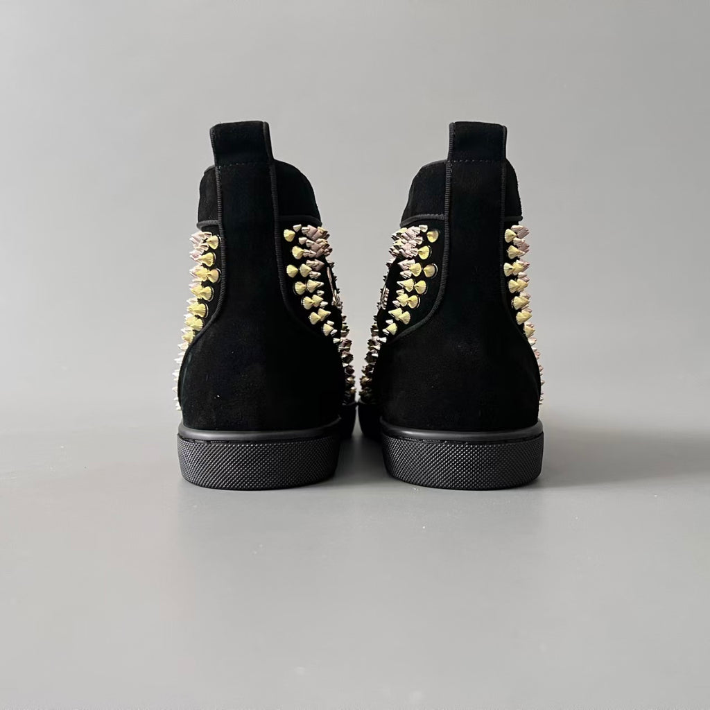 CL 【Red Sole】Lou Spikes high-top sneakers with all-over studs.