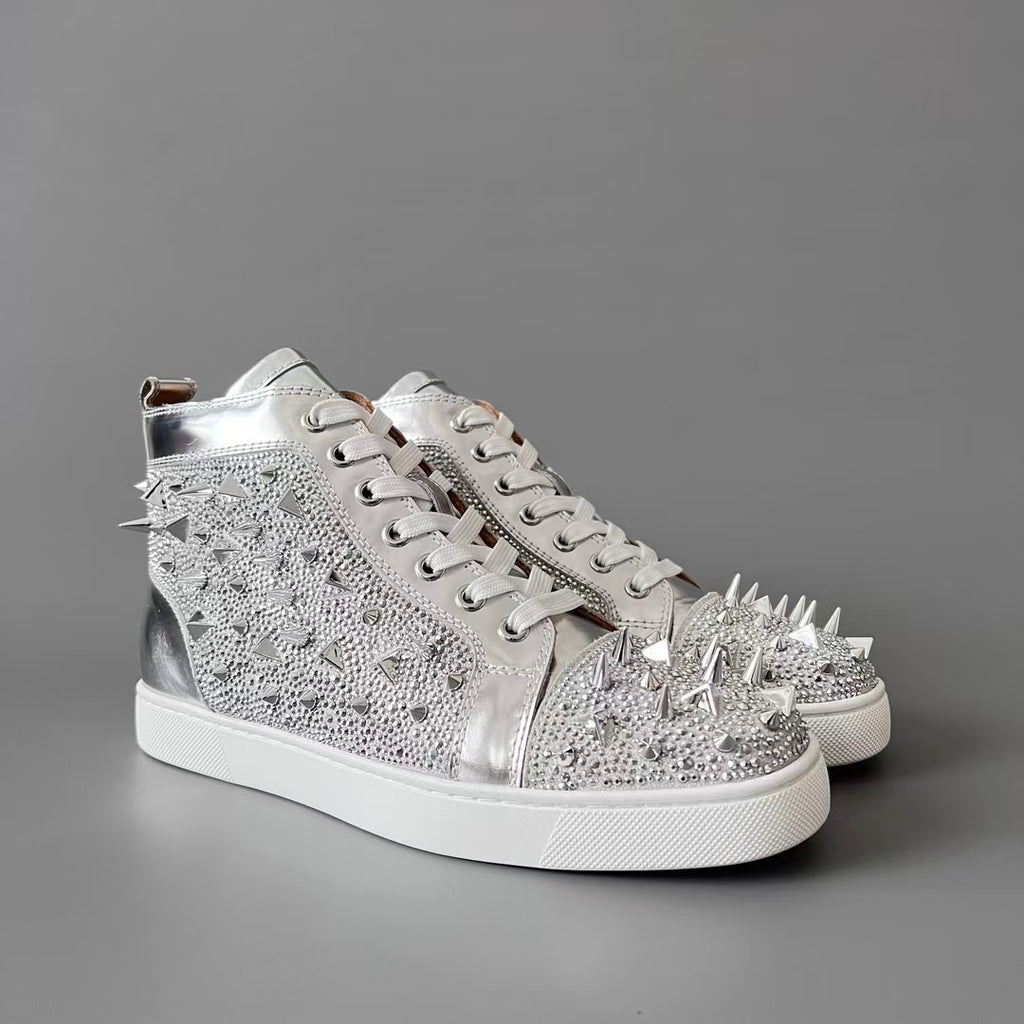 CL 【Red Sole】Lou Spikes high-top sneakers with silver diamond-shaped studs.