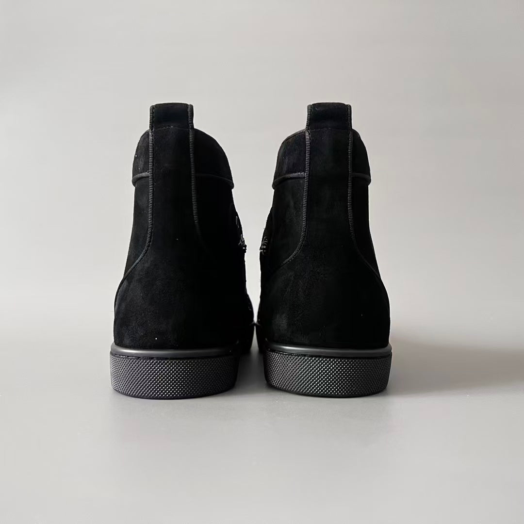 CL 【Red Sole】Lou Spikes high-top sneakers in black with gold rhinestone embellishments.