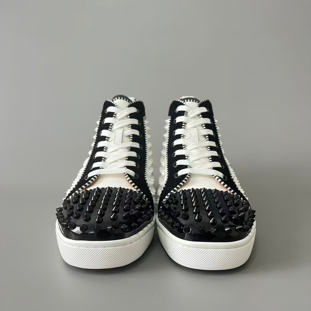 CL 【Red Sole】Lou Spikes High-Top Sneakers – Black Toe with All-Over Studs