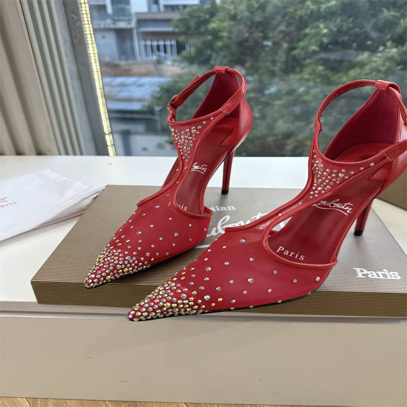 CL 【Red Sole】Décolleté a punta con cinturino a T e strass