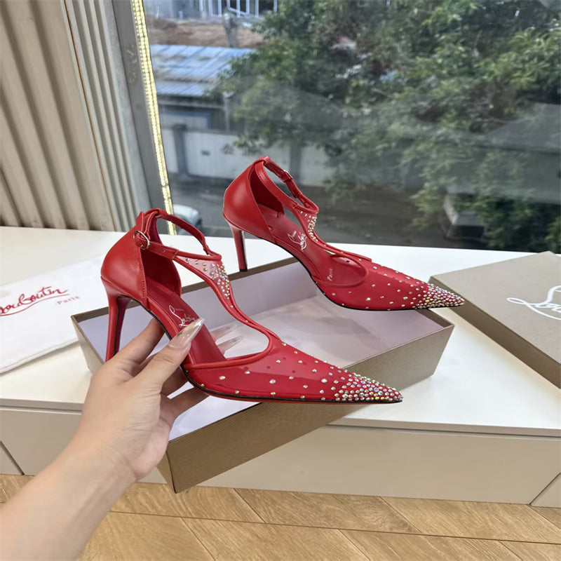 CL 【Red Sole】Décolleté a punta con cinturino a T e strass